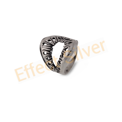 Elegant Silver Ring 