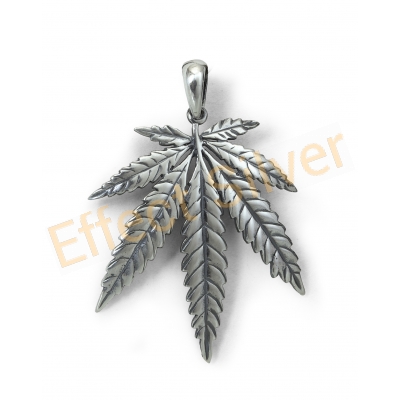 Silver pendant Leaf